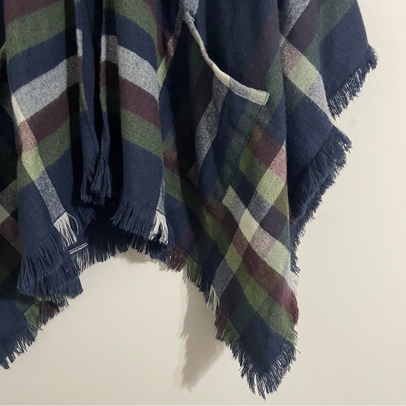 Bp. Women's Cozy Blanket Wrap Shawl Cape Open Front Poncho Tartan - Picture 8 of 9